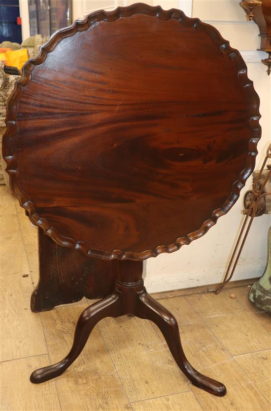 A mahogany tilt top piecrust tea table Diameter 70cm